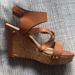 Tan Guess sandals